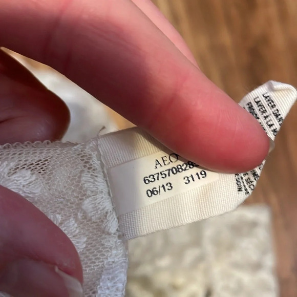 American Eagle women’s shirt XL sheer lace cap daisy peplum cream ivory AEO top - Picture 6 of 8